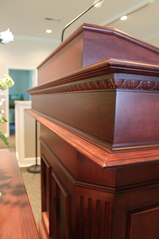  Pedistal Pulpit 